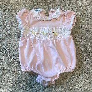 MAGNOLIA BABY GIRLS PINK JUST DUCKY CLASSICS SMOCKED S/S GIRL BUBBLE